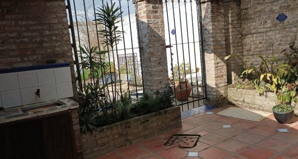 Entrada al fondo desde cochera-convertido-de-jpeg(1)